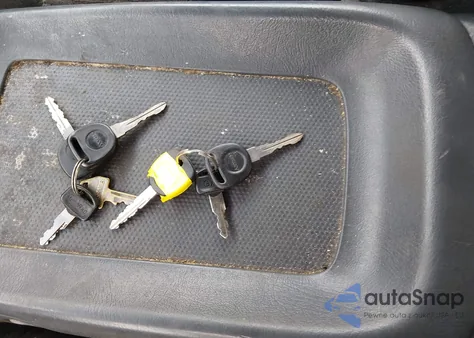 2002 Chevrolet Silverado 1500 Ls from USA, damaged, VIN 2GCEC19T121143501